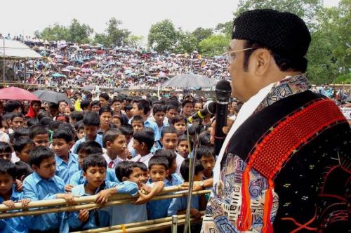 Dr Bhupen Hazarika in Jorhat Sangit Silpi Sanstha at Jorhat Stadium on 14th May, 2005